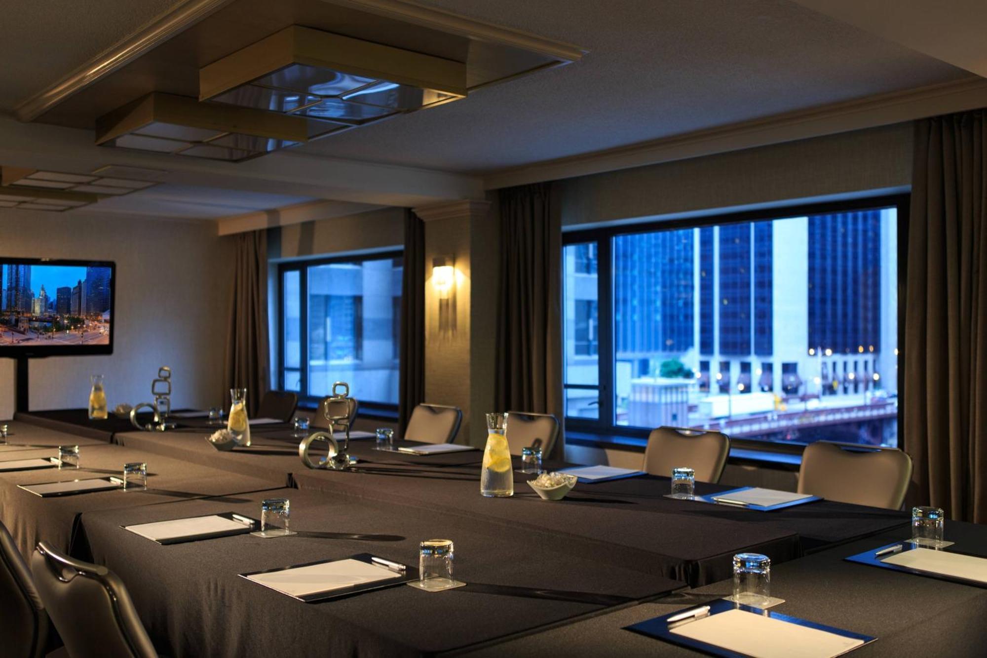 Renaissance Chicago Downtown Hotel Zewnętrze zdjęcie
